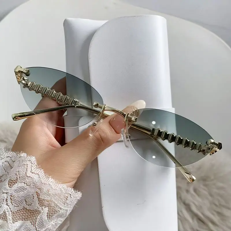 Designer Sunglasses - Kacamata Hitam Tanpa Bingkai Model Cat