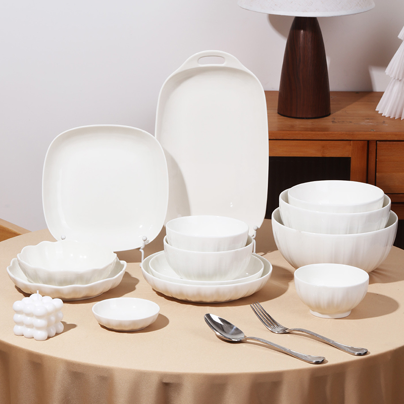Luxury Gift Set - SOLECASA Set Peralatan Makan Keramik Gaya