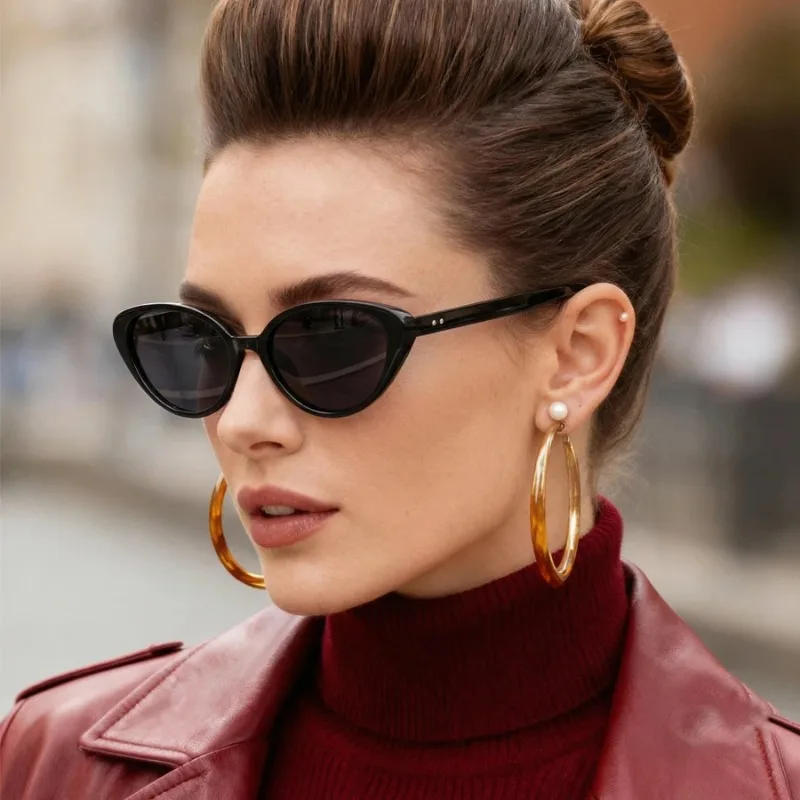 Kacamata Hitam Model Cat Eye R - Designer Sunglasses ulasan dan harga
