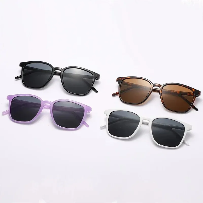 Kacamata Hitam Persegi Model V - Designer Sunglasses ulasan dan harga