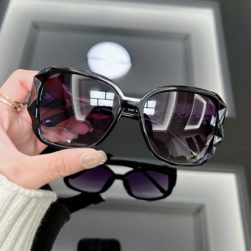 Kacamata Hitam Model Retro Uku - Designer Sunglasses ulasan dan harga